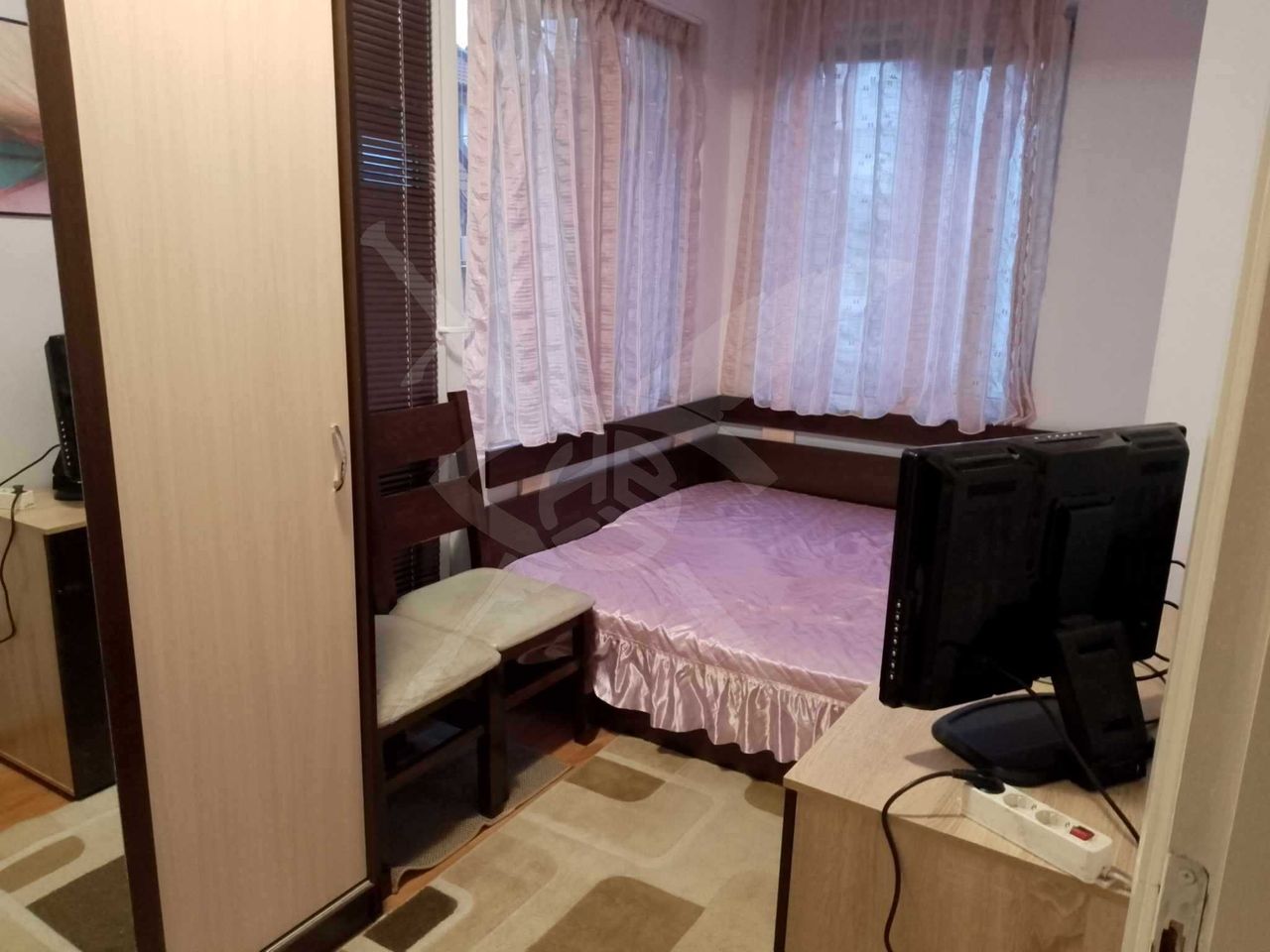 Дава се под наем Тристаен апартамент в Варна, Гранд Мол Варна - 65 кв.м за 425 € - Снимка #2