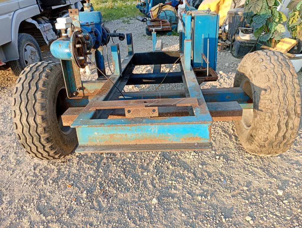 Remorcã, platformã industrial agricol, pompe irigat