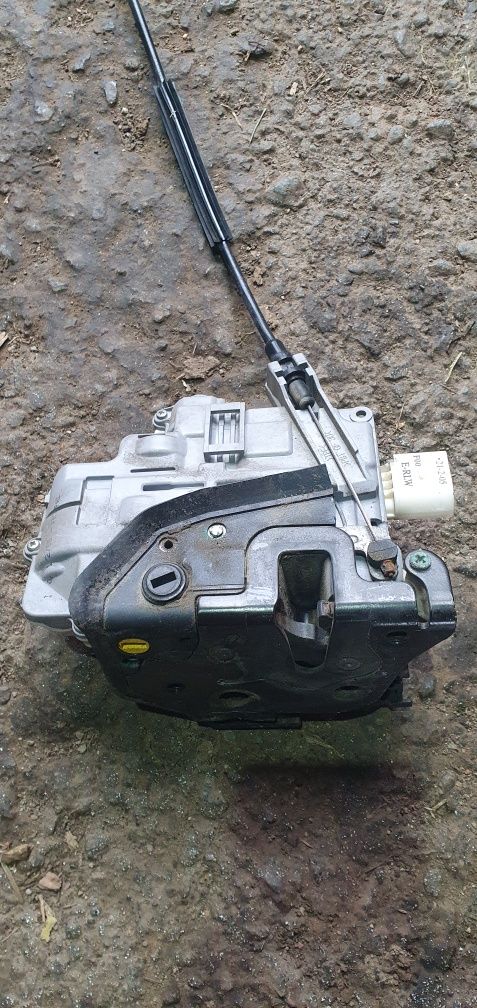 Actuator broasca usa stanga spate seat leon 1p