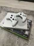 Vand consolă Xbox one s 1TB cu FIFA21.