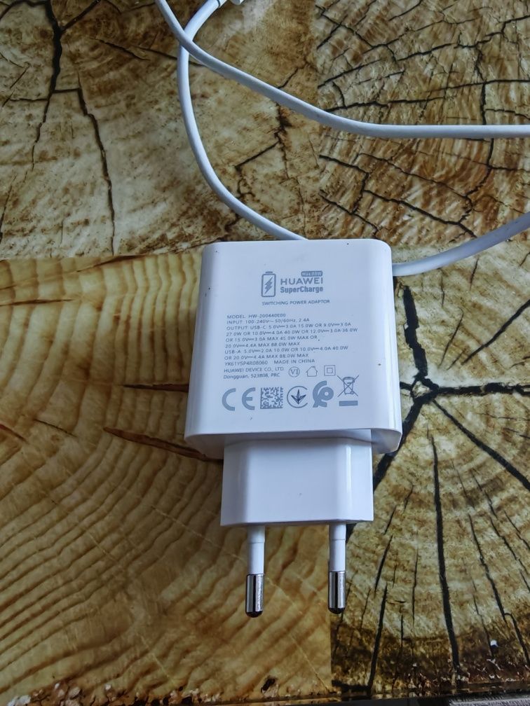 Зарядно за телефон,супер чардж