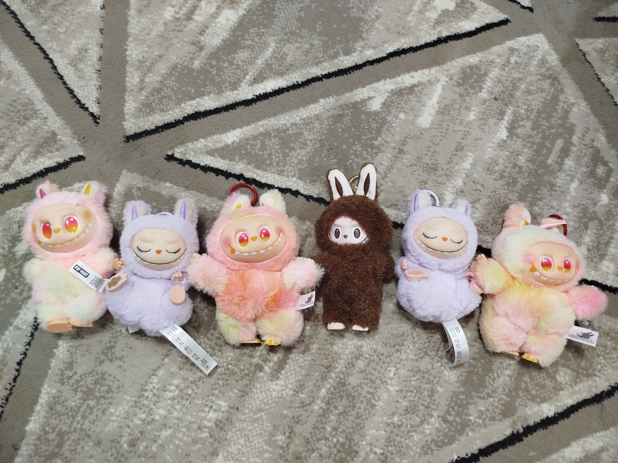 Продам Лабубу игрушки