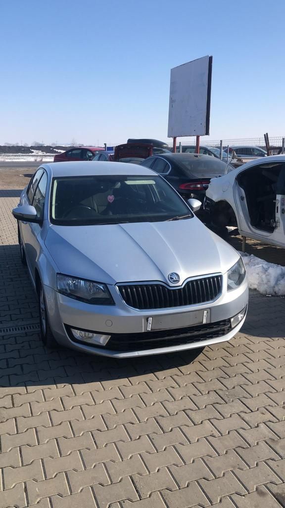 Dezmembram Skoda Octavia 3 1.6 TDI DSG 7 an fabr.  2014