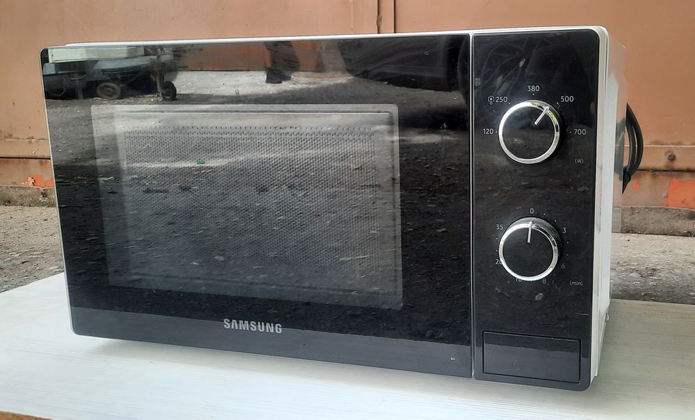 Микровълнова Samsung