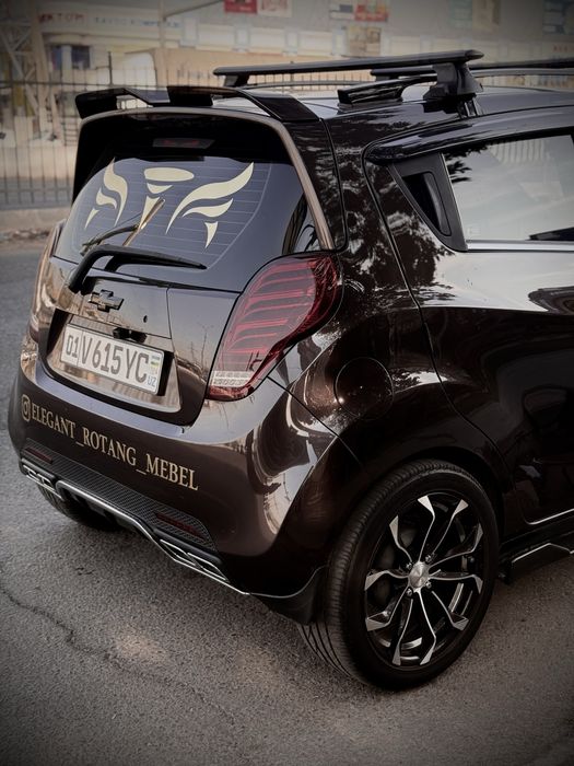 R16 Spark diska sotiladi yoki 14,15 laga obmenam bor