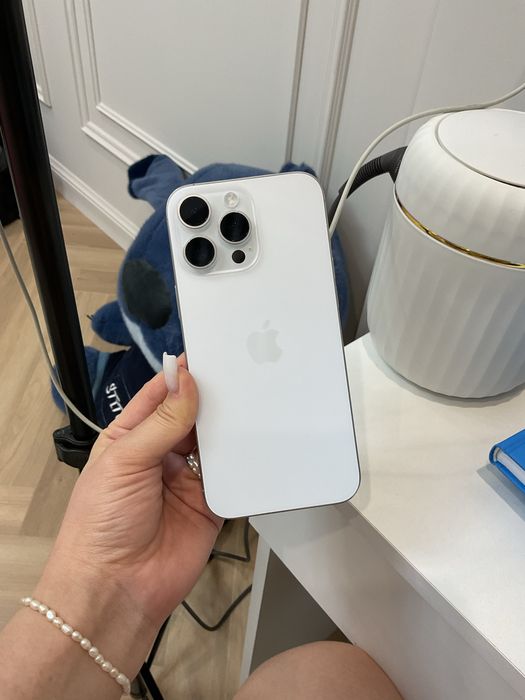 Срочно продается Iphone 16 Pro Max в новом состоянии