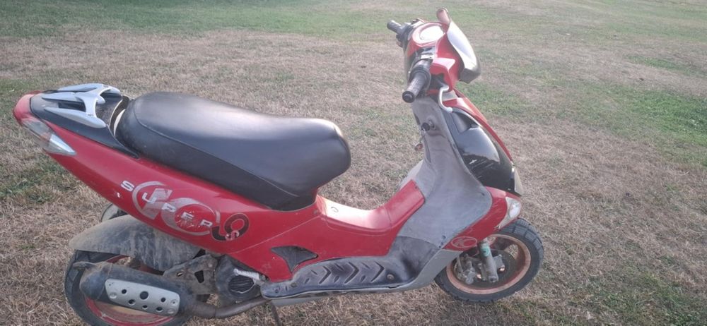 Vînd scuter stare bună