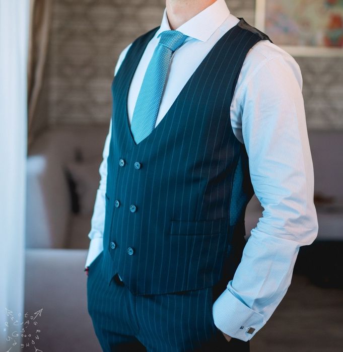Atelier Costumier двуреден костюм , елек, ризи