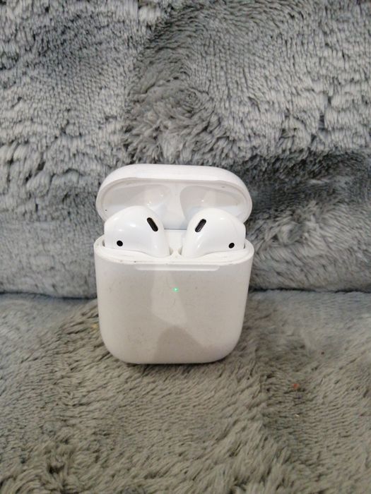 Продаю наушники не ориг