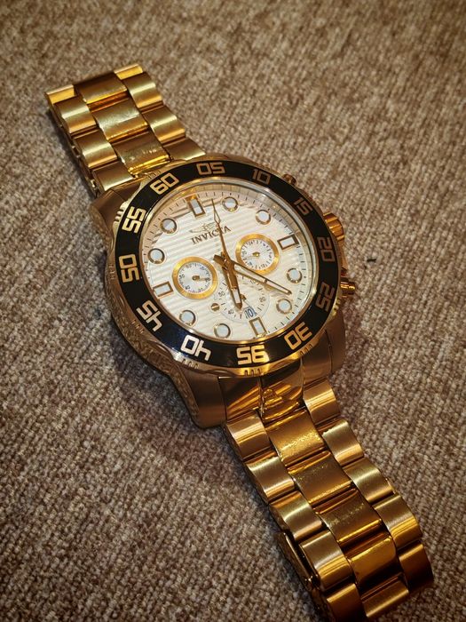 Ceas Invicta Pro Diver 22229 Auriu ca nou
