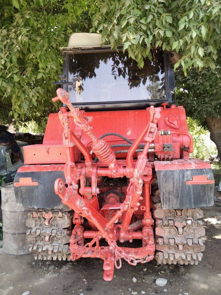 Traktor sotiladi. Holati yaxshi