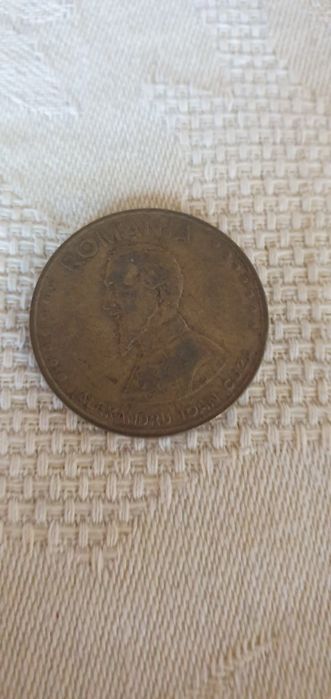 Vand 10 monede 50 lei  rare
Vand monedă 50 lei 1991 rară!