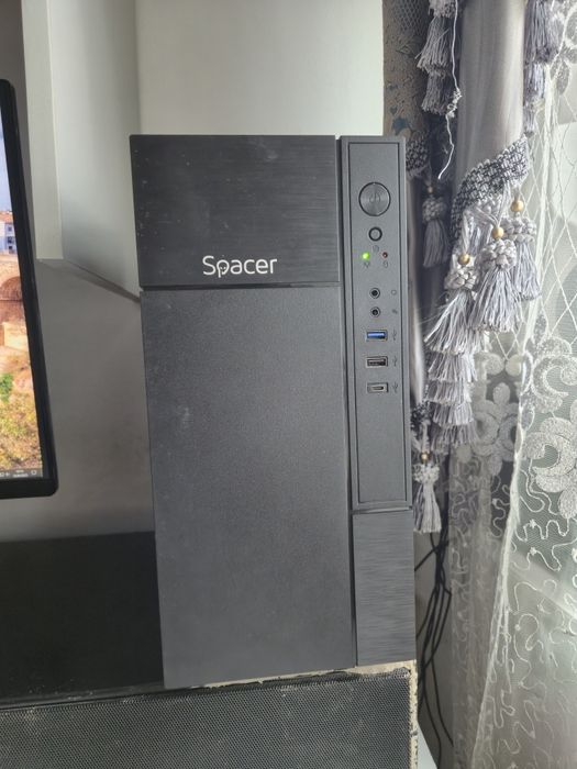 Unitate pc i7 video 8 gb sau i3 8100