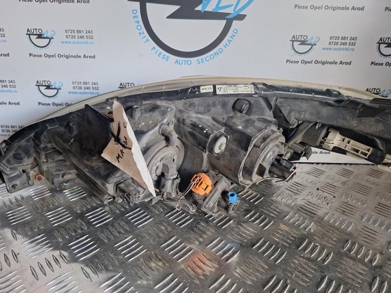 Far dreapta Mazda 5