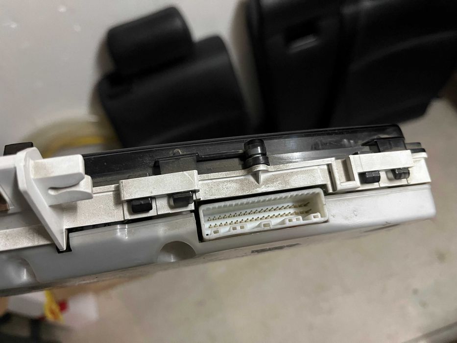 Километраж за Toyota Corolla Verso 2.0 D-4D 2003 г.