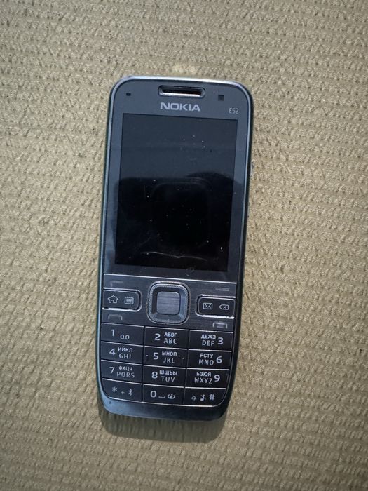 Nokia E52 imeidan o’tgan