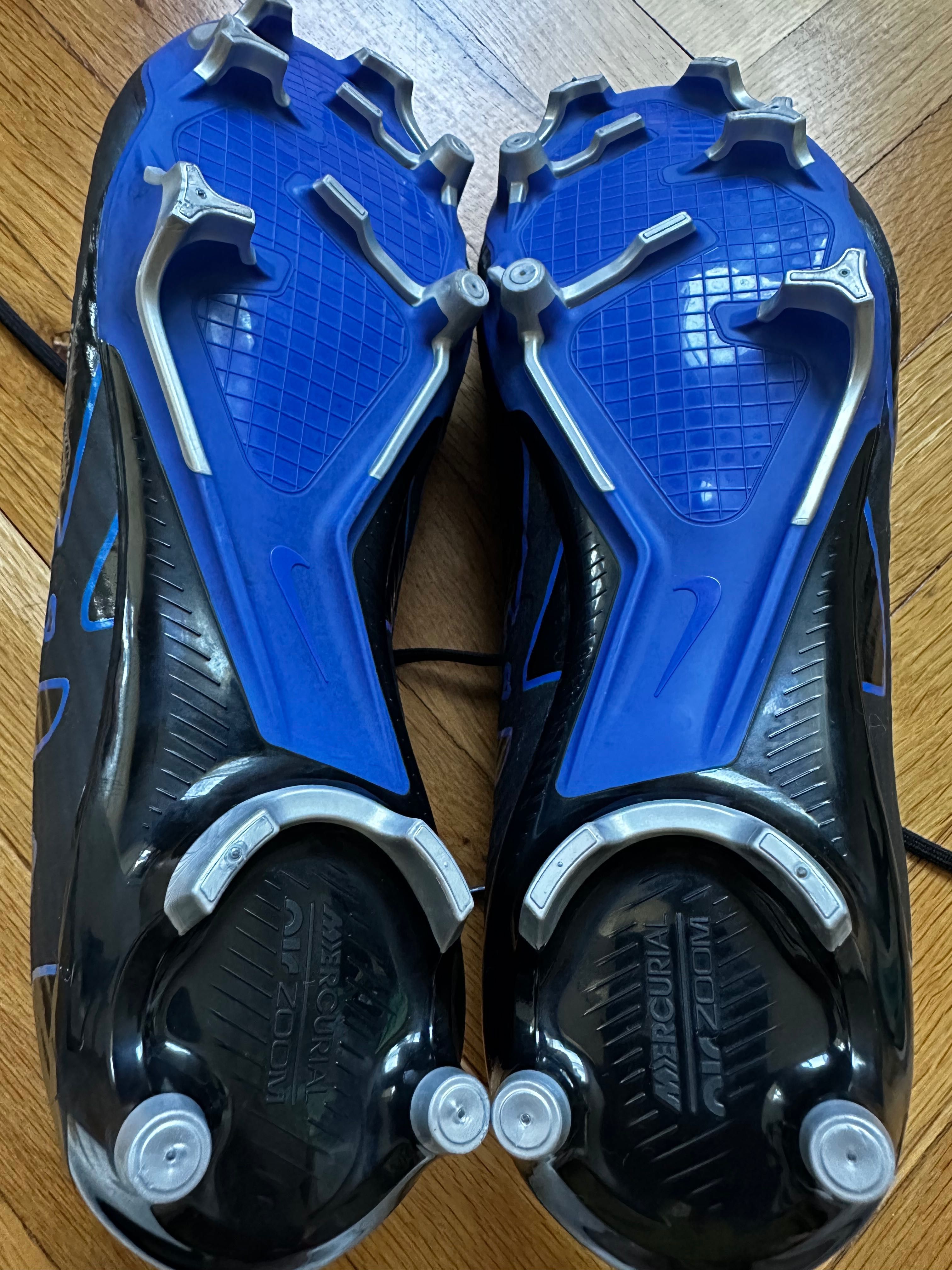 Nike бутонки N:43