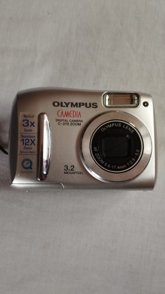 Olympus camera foto digital 3,2 megapixeli