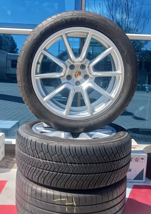 Jante Porsche Macan 95B  Anvelope 265 45 20 iarna Michelin 295 40 20