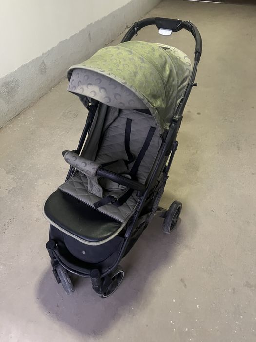 Продаю детскую коляску в отличном состоянии.