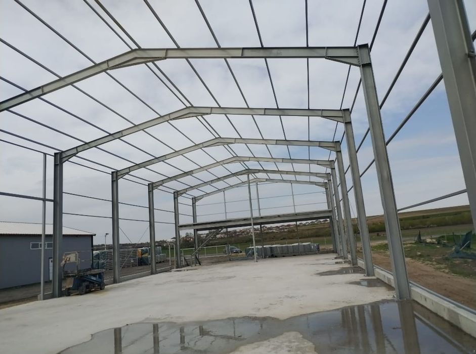 Vand si construiesc o gama larga de hale sau structuri metalice noi ne