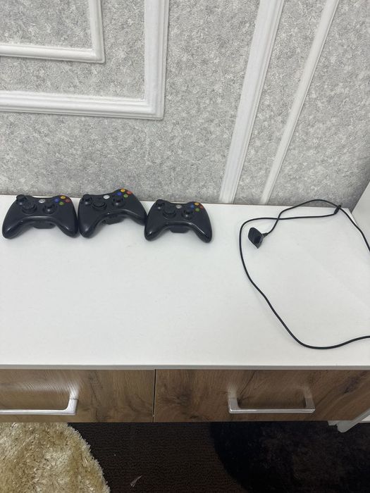 Продаю xbox360 не шумит