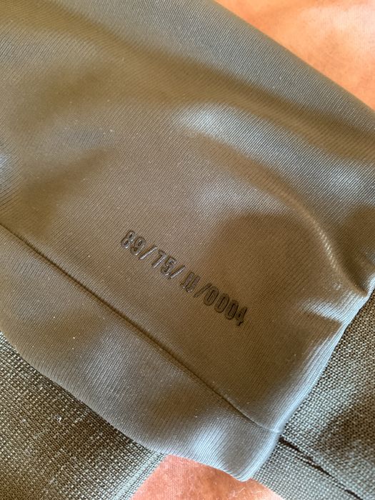 Мъжки суичър с цип