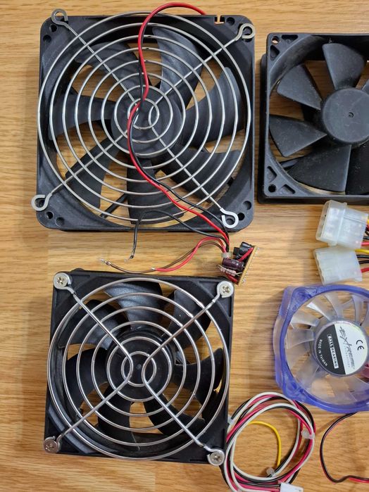 Ventilator Cooler ADDA DC BRUSHLESS Model AD0812HB-A70 DC-12V, 0.17A