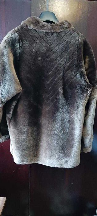 Haina blana mouton dore impecabila