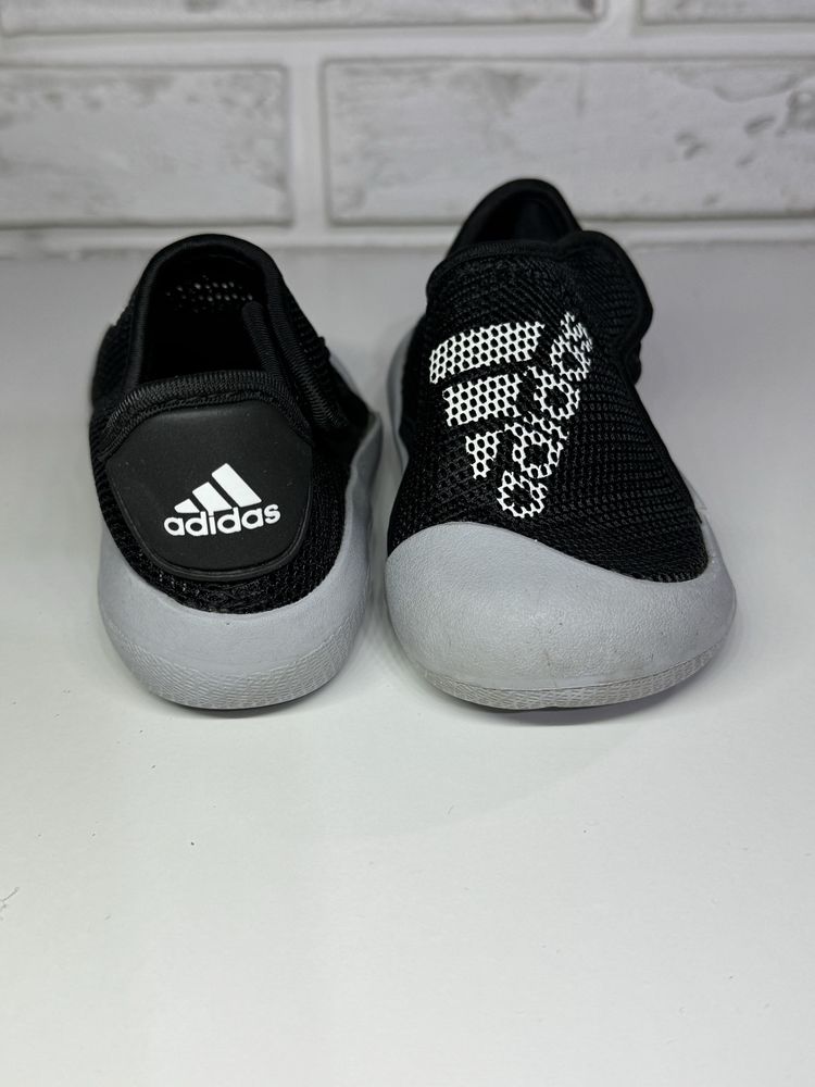Сандалии Adidas (оригинал) 23 размер