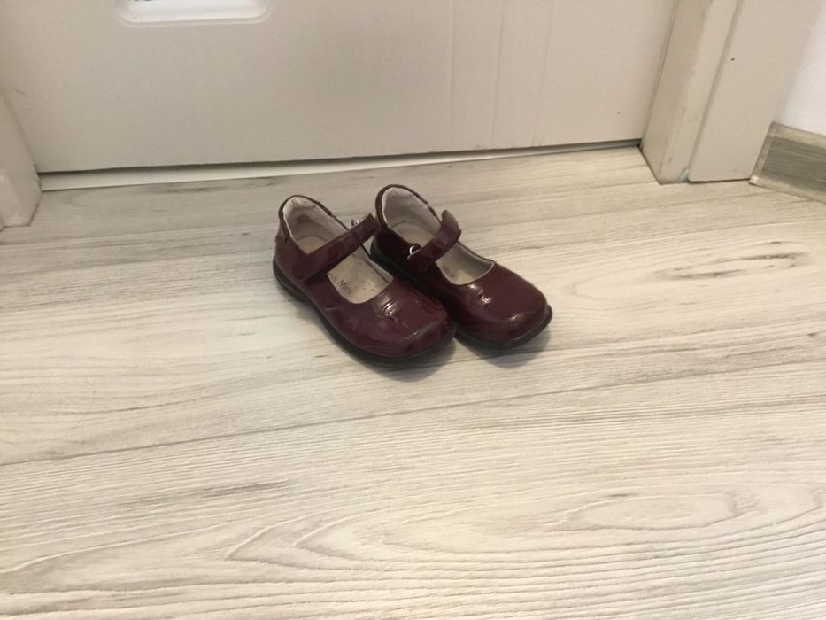 Rochita deosebita 2 ani. Pantofi asortati disponibili.