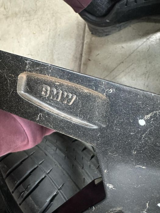 Bmw G20/G22/G26 Комплект джанти със гуми 245/40/19. 255/40/19