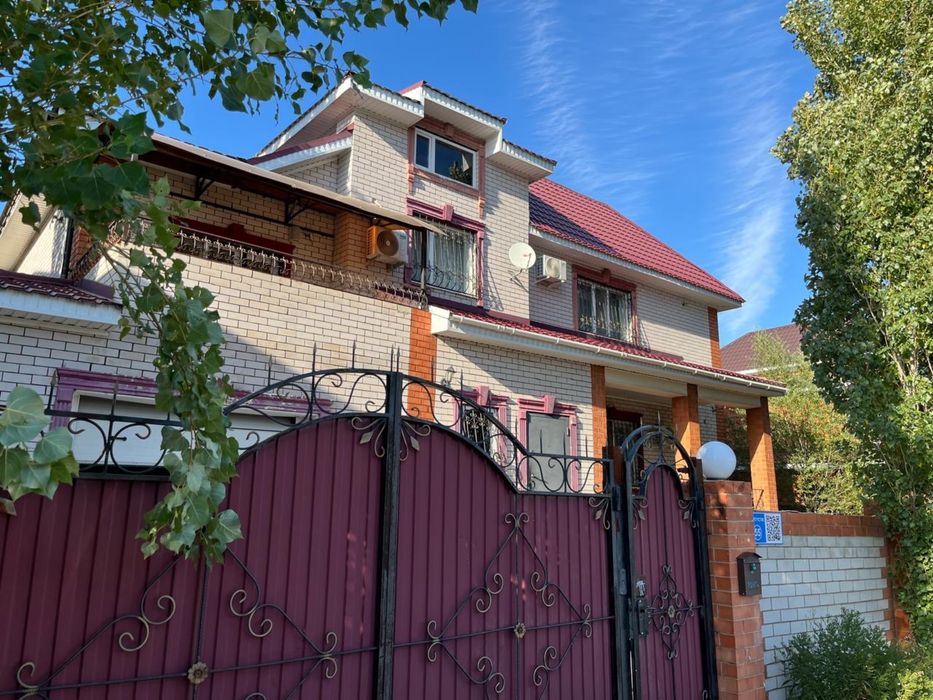 Продам дом жм Кирпичный ул Солтустик 55
