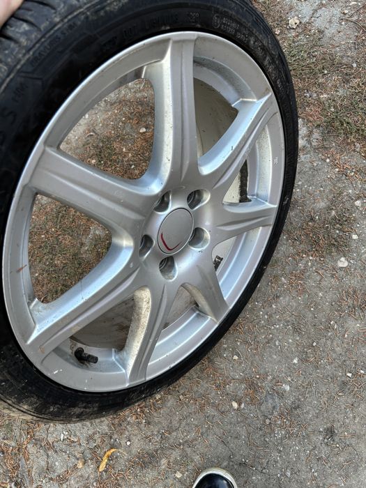 Vând Jante 225/40/R18 cu anvelope vara noi