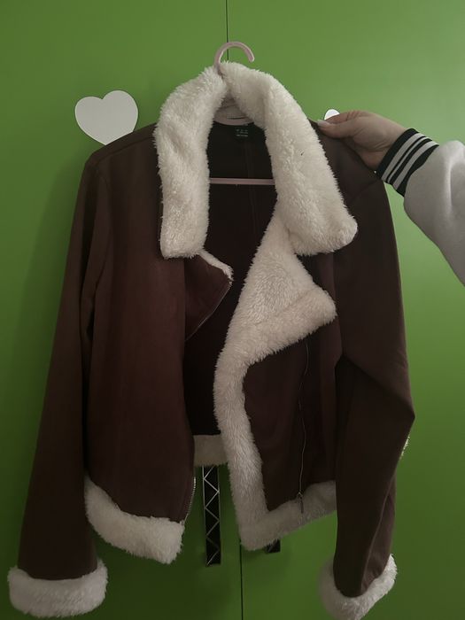 Vand geaca , veste , blaniță