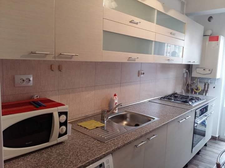 Apartament decomandat 2 camere