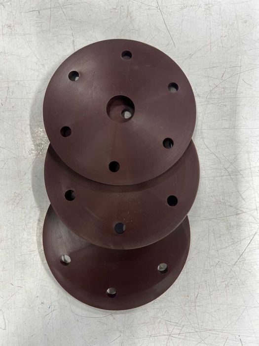 Уплотнение резиновая для тыльного фланца смесителя 174x30x10 Ч.Ш