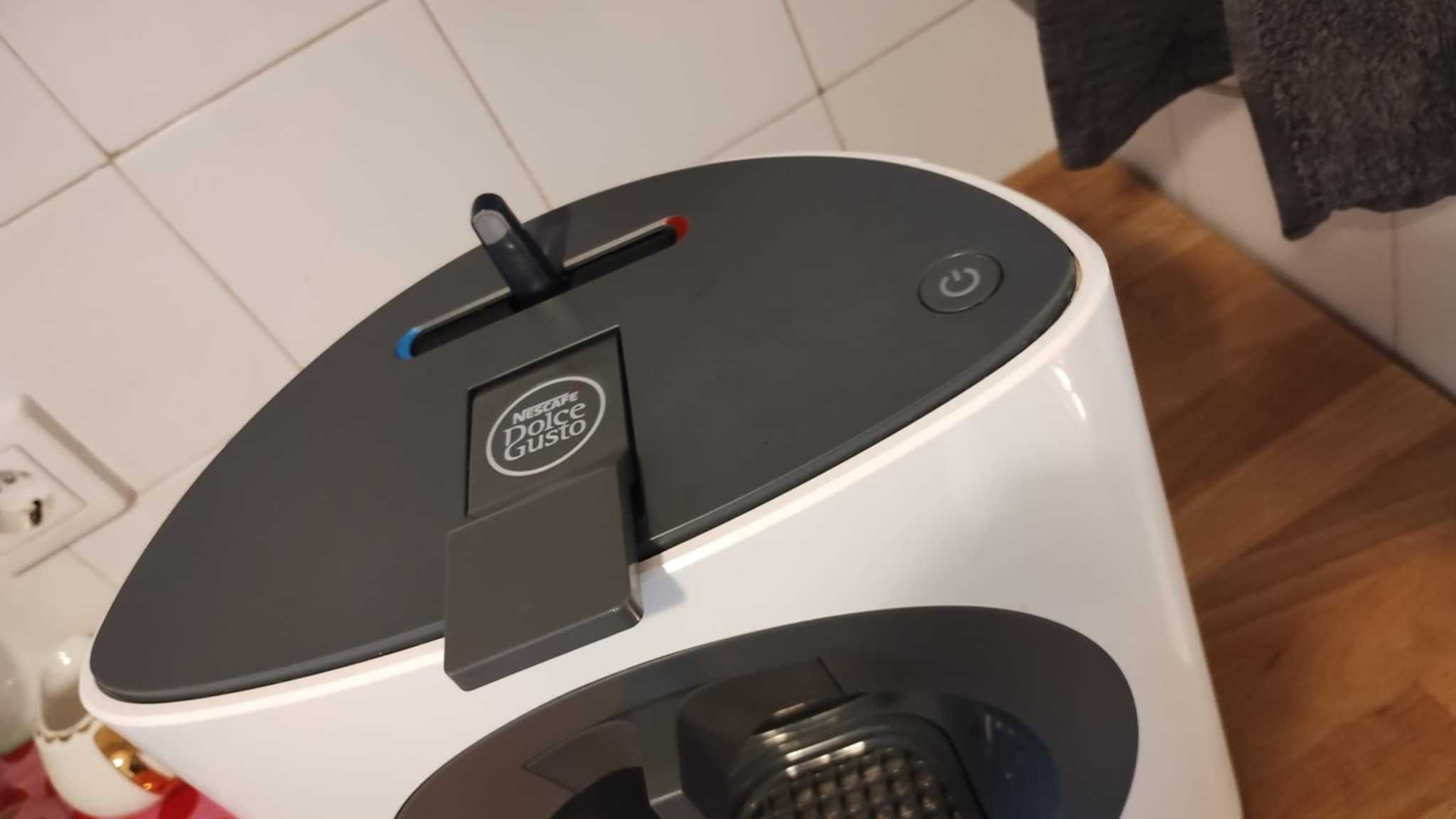 Кафе машина за капсули Dolce Gusto