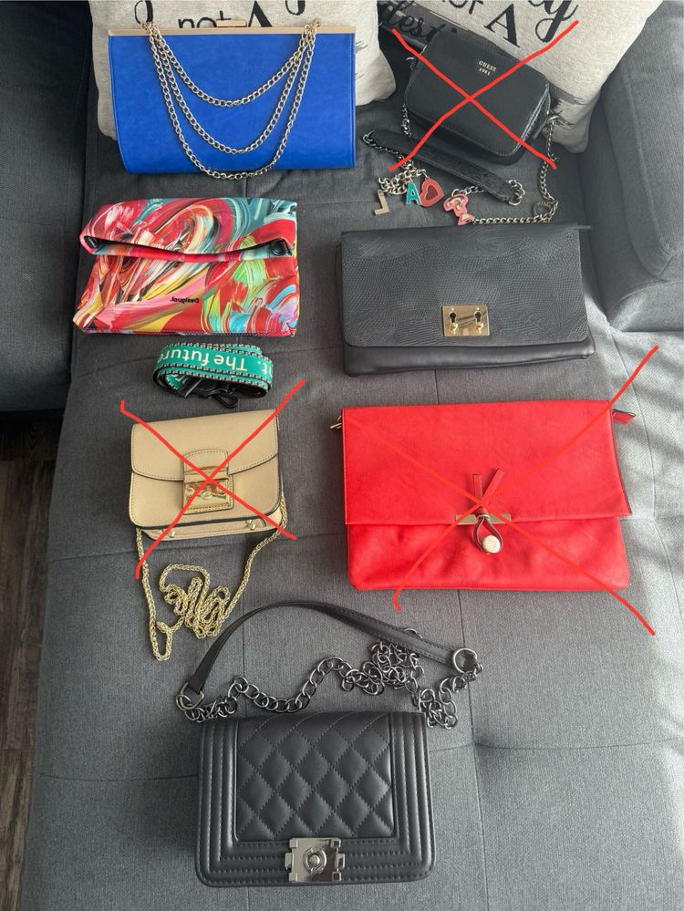 Чанти и клъчове Furla, Guess, Desigual