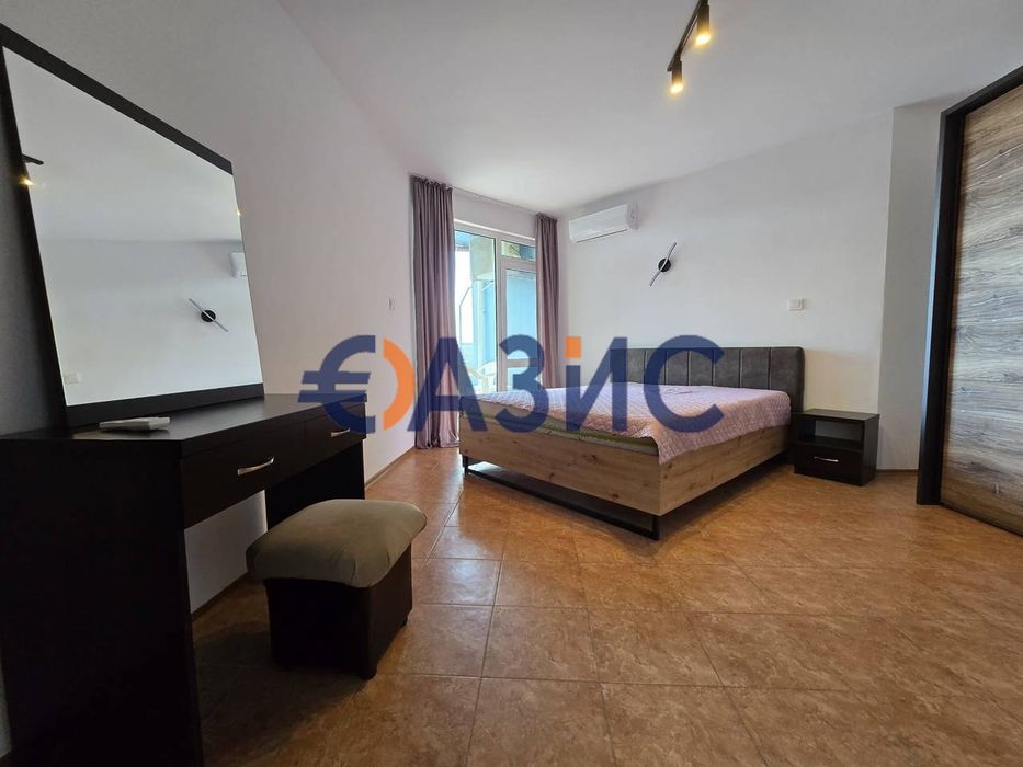 Продава се Двустаен апартамент в к.к. Слънчев бряг - 71 кв.м за 571 €/кв.м - Снимка #5