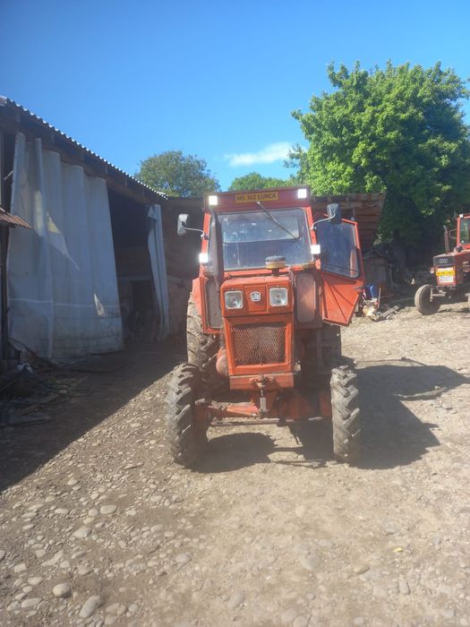 Vând tractor U 650 super