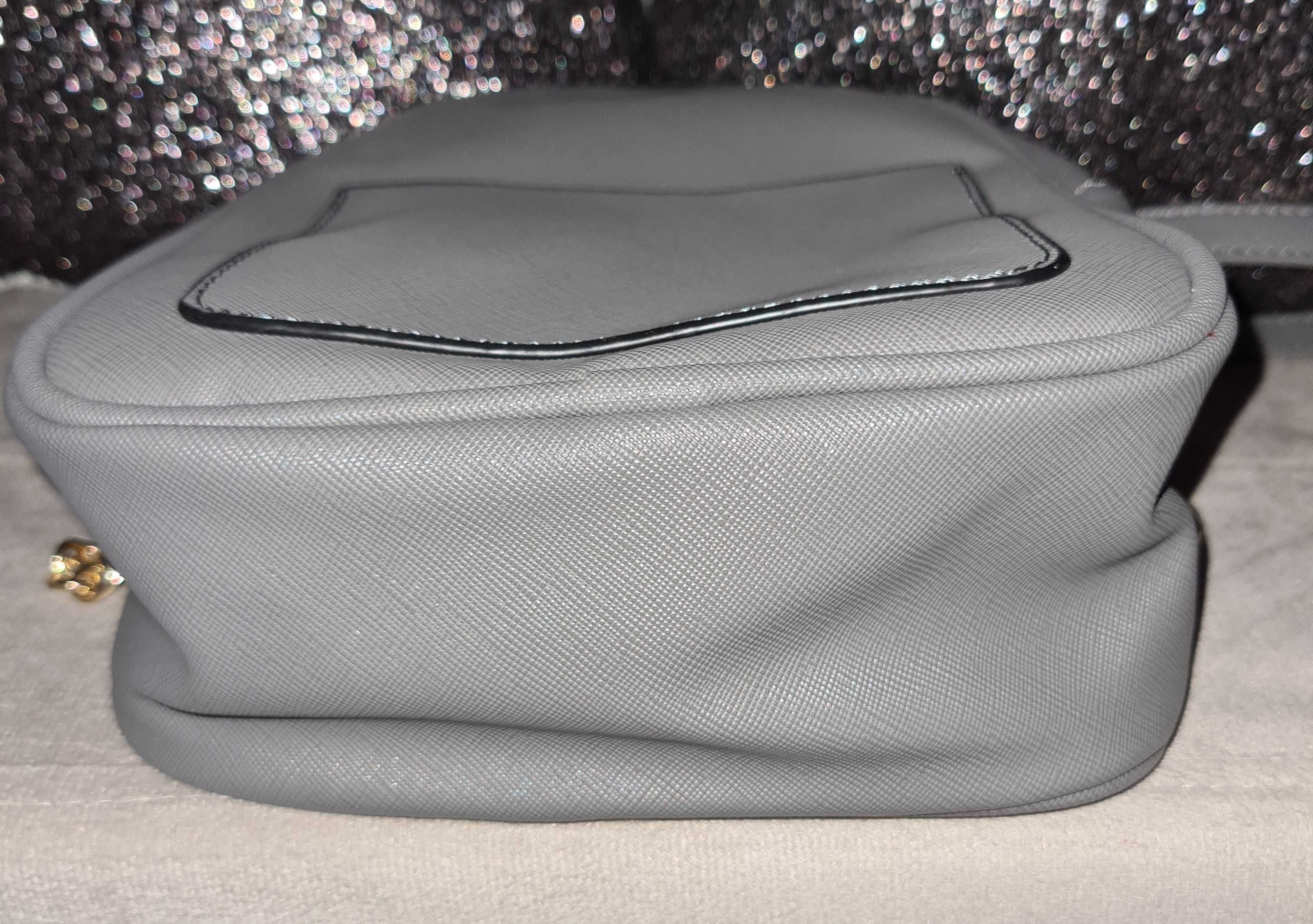 Poseta geanta fata Louis Vuitton piele ecologica gri noua super model!