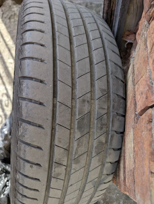 Bridgestone 225 65 17 летни Дот 2021, 4мм грайфер