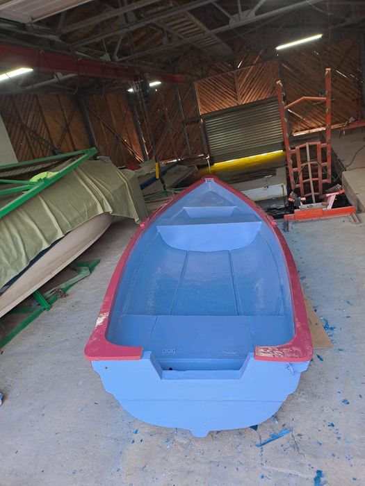 Barcă Dunăre, fibră de sticlă 5m,grosime 6mm