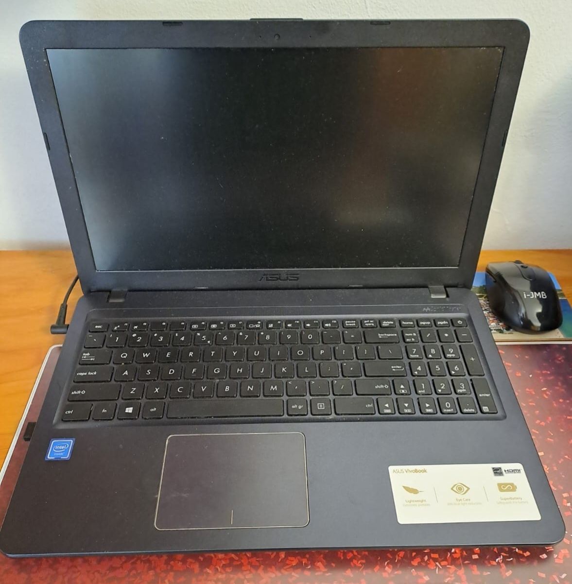 Laptop Asus 543M