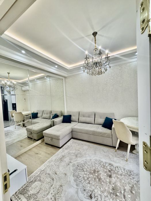 Продаётся своя 3-х комнатная квартира