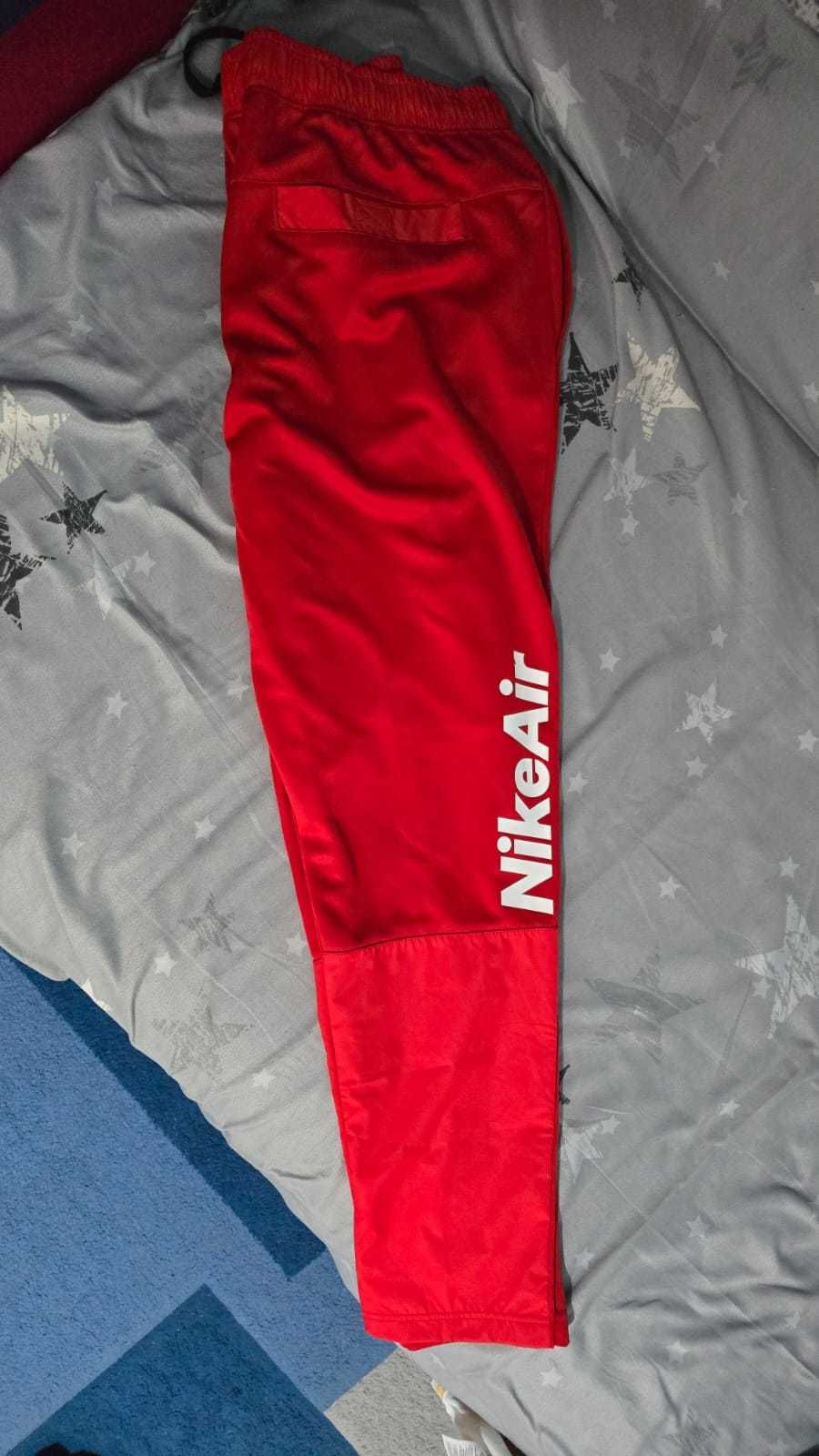 Pantaloni sport Nike