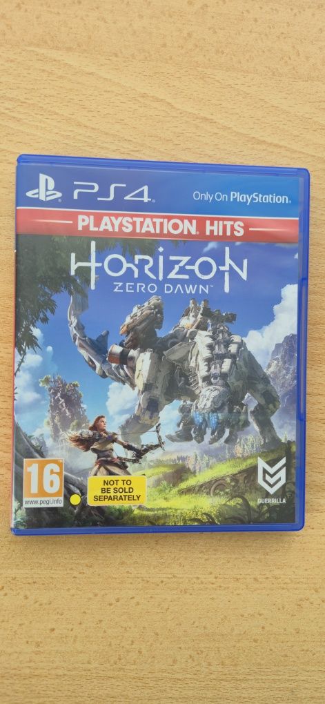 PlayStation 4 Slim 1TB + 5 игри ПОДАРЪК