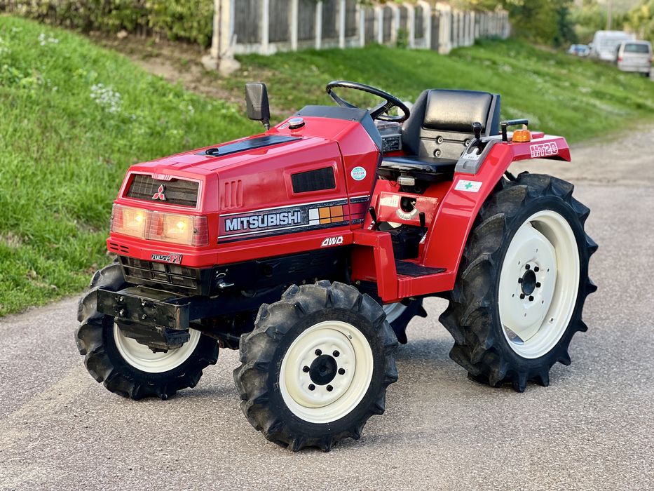 Tractor,tractoras Mitsubishi MT20,reductor,4x4,cilindru