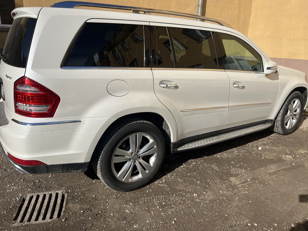 Продавам мерцедес GL 450  с ГАЗ USA TOP